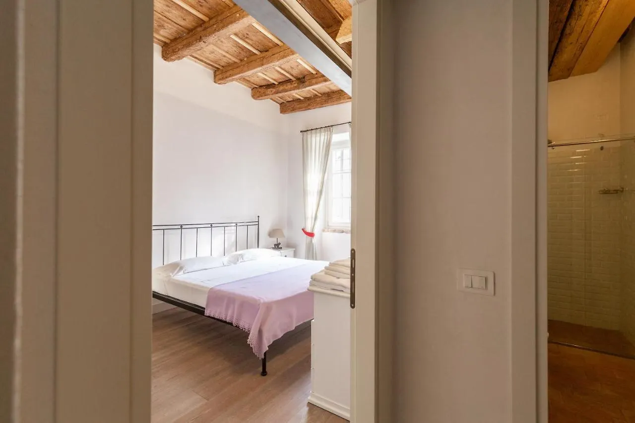 מלון דירות קולה Residence Corte San Carlo