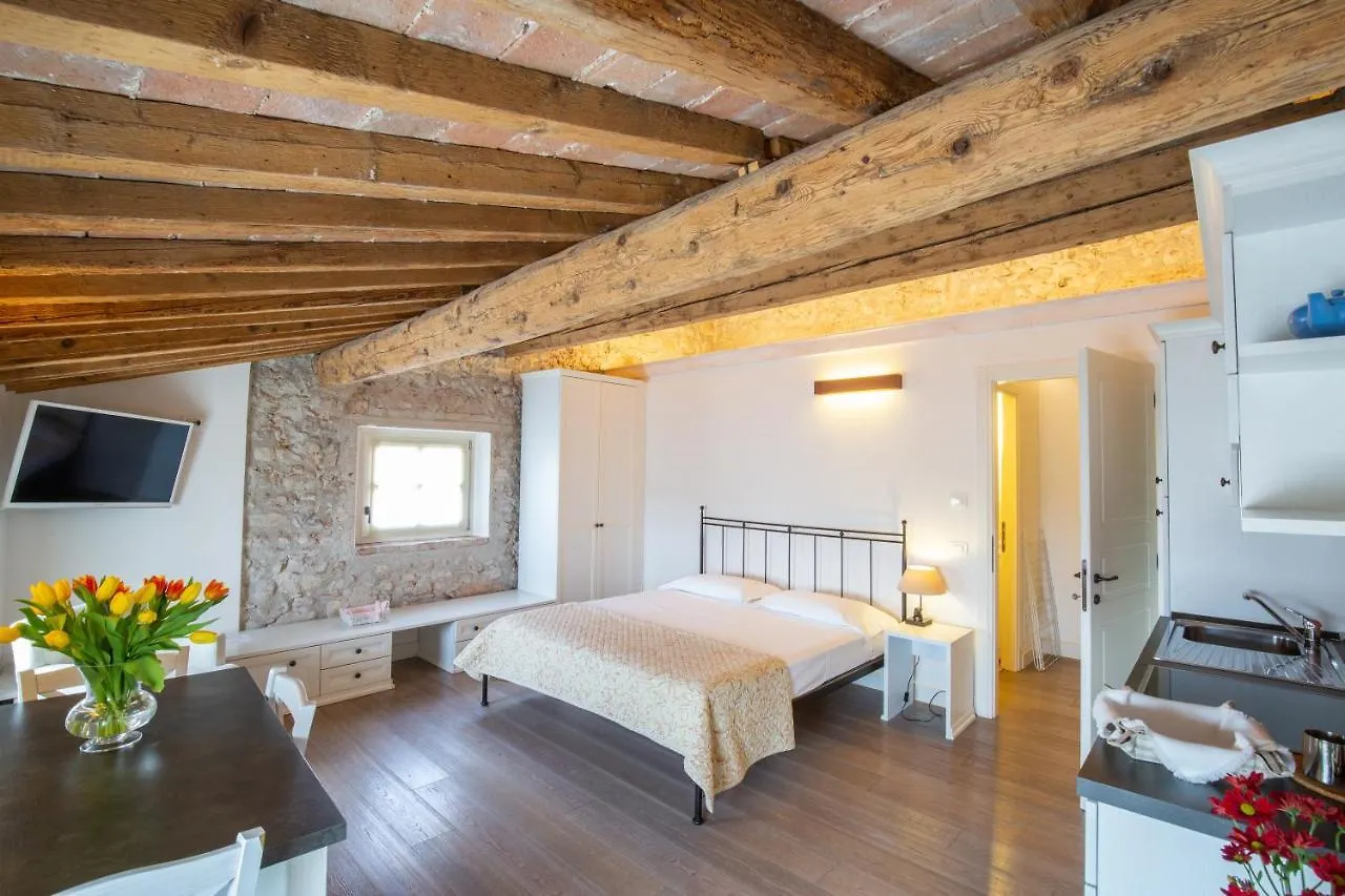Residence Corte San Carlo Cola  Aparthotel