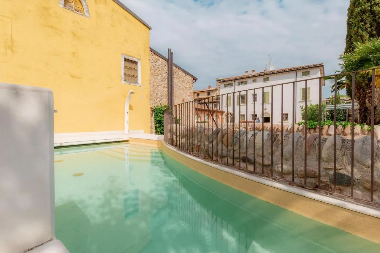 Residence Corte San Carlo Colà Aparthotel